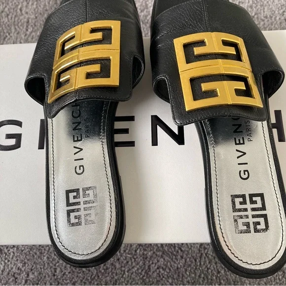 Givenchy 4G Logo Mules, Slides, Sandals in Black Leather & Gold  – EU 38 / US 8 - Picture 4 of 8